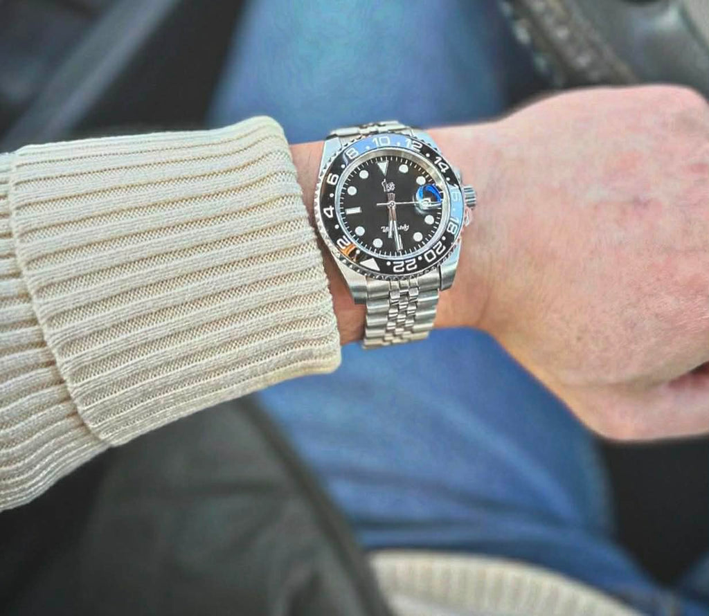 Black Dive Watch