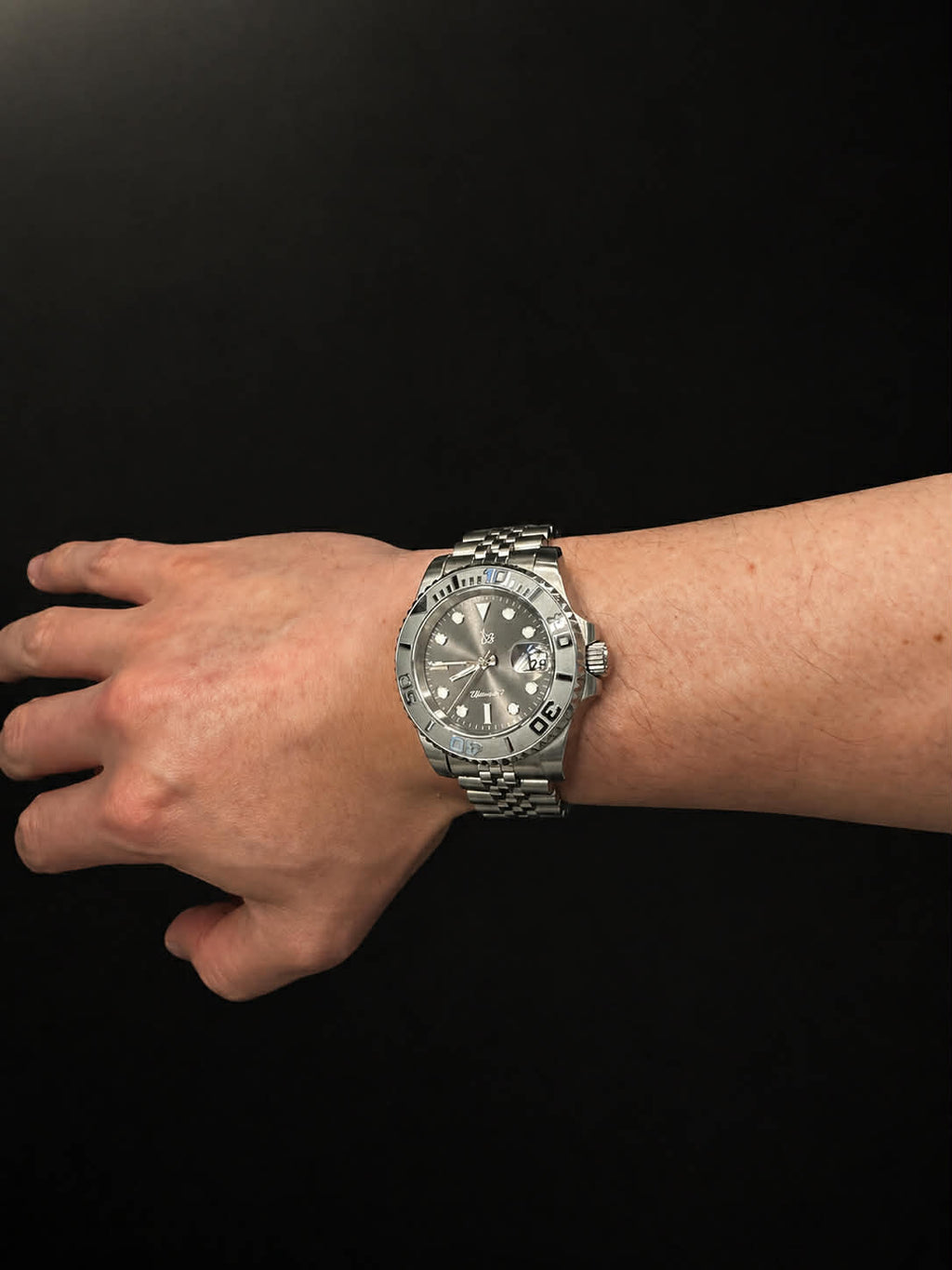 Rhodium Dial Dive Watch
